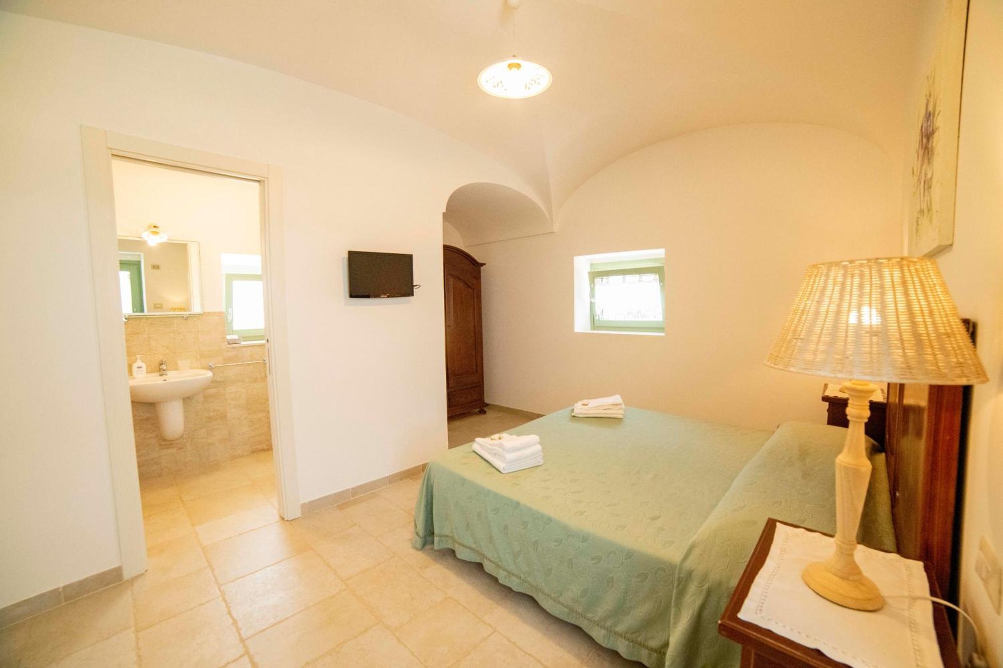 Bed and Breakfast Coppola Di Seta Locorotondo Exterior foto